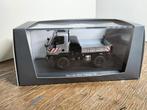 Te koop Schuco Mercedes-Benz Unimog U20 Zilvergrijs., Ophalen of Verzenden, Zo goed als nieuw, Bus of Vrachtwagen, Schuco