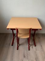 Schoolbureau & stoel (laag model), Gebruikt, Tafel(s) en Stoel(en), Ophalen