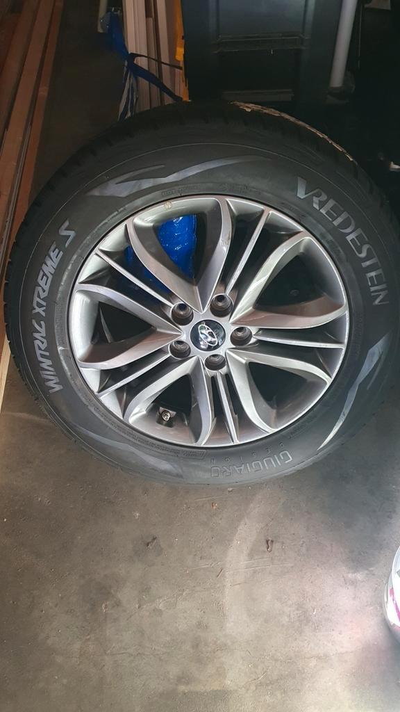 2 originele 17" LM velgen met banden voor Hyundai izgs!!, Auto-onderdelen, Overige Auto-onderdelen, Hyundai, Ophalen