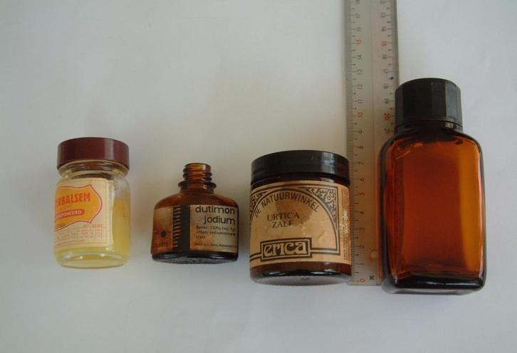 4 oude glas medicijnflesje flesje potjes, Antiek en Kunst, Antiek | Overige Antiek, Ophalen of Verzenden