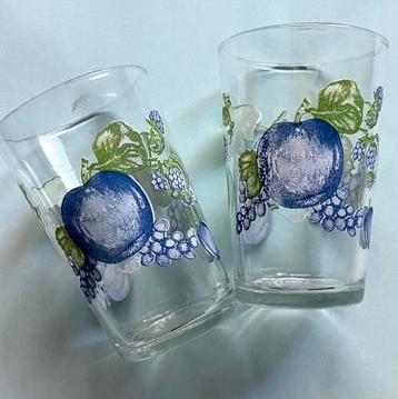 Vintage limonade frisdrank waterglazen pruim en druif print beschikbaar voor biedingen