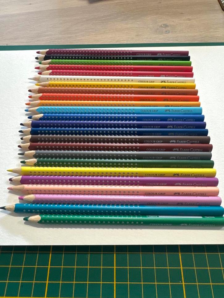 Faber Castell Color Grip - 24 Kleurpotloden, Hobby en Vrije tijd, Tekenen, Nieuw, Potlood of Stift, Ophalen of Verzenden