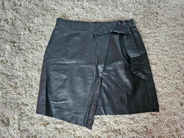Nieuw - Garcia zwarte faux leather rok - Maat S beschikbaar voor biedingen