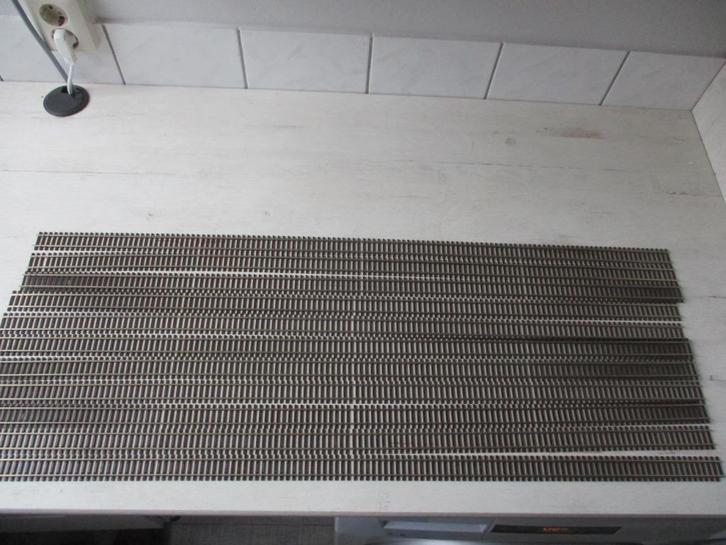 Roco Line Rails geen flex 90 cm no 42406 11x, Hobby en Vrije tijd, Modeltreinen | H0, Zo goed als nieuw, Rails, Gelijkstroom, Roco