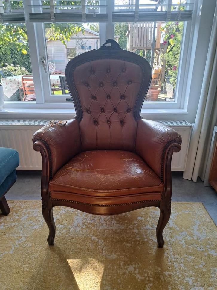 Prachtige leren fauteuil (opknapper!), Huis en Inrichting, Fauteuils, Gebruikt, Leer, 50 tot 75 cm, 75 tot 100 cm, Ophalen