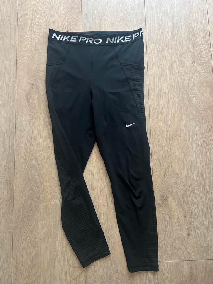 Nike Pro Sportlegging - Maat M, Kleding | Dames, Sportkleding, Gedragen, Fitness of Aerobics, Maat 38/40 (M), Zwart, Ophalen of Verzenden
