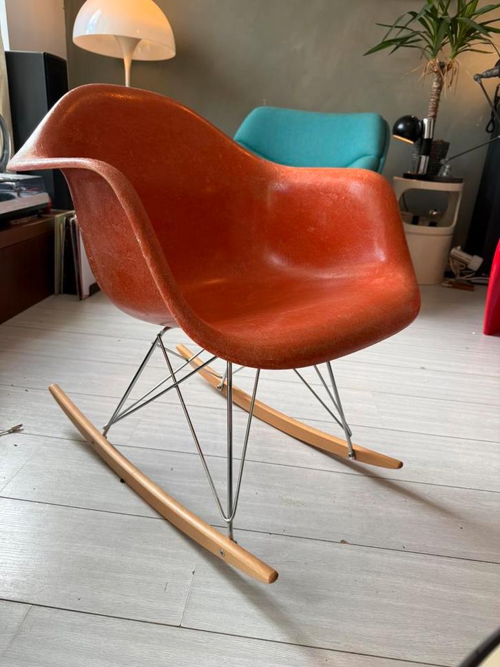 Eames DAR Rocking Chair - Glasfiber - Vintage Space Age, Huis en Inrichting, Stoelen, Gebruikt, Eén, Kunststof, Overige kleuren