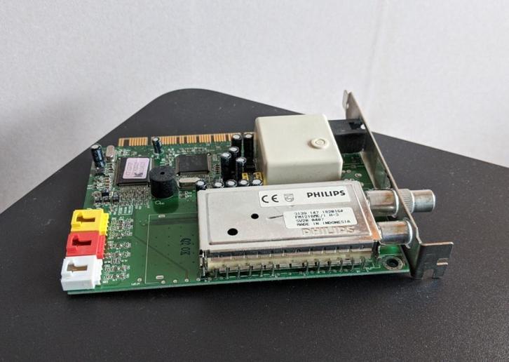 AGP TV-TUNER 7134 MEDION-PHILIPS [N750.2256]1, Computers en Software, Routers en Modems, Gebruikt, Ophalen