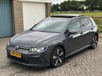 Golf GTE 245pk 2022 PANO/HUD/keyless/trekhaak/blindspot/VOLL, Auto's, Stof, 4 cilinders, Plug-in hybride, 1524 kg