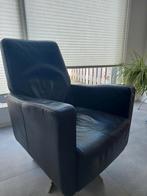 Natuzzi zwart leren draaibare fauteuil, Gebruikt, 50 tot 75 cm, Ophalen