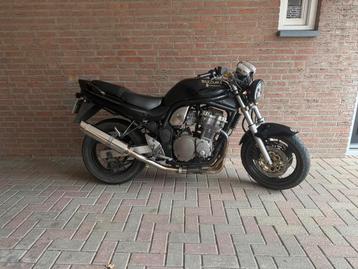 Suzuki bandit beschikbaar voor biedingen