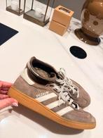 Adidas spezial bruin maat 42, Bruin, Ophalen of Verzenden, Sneakers of Gympen, Gedragen