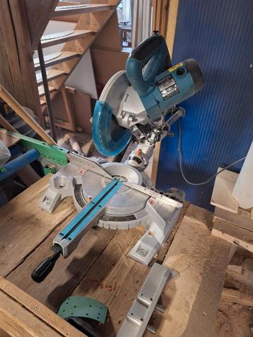 Makita afkortzaag LS1018L beschikbaar voor biedingen
