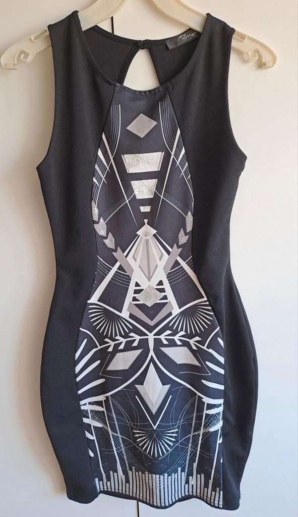 Jurkje - Jane Norman - maat M, Kleding | Dames, Jurken, Gedragen, Maat 38/40 (M), Zwart, Boven de knie, Ophalen of Verzenden