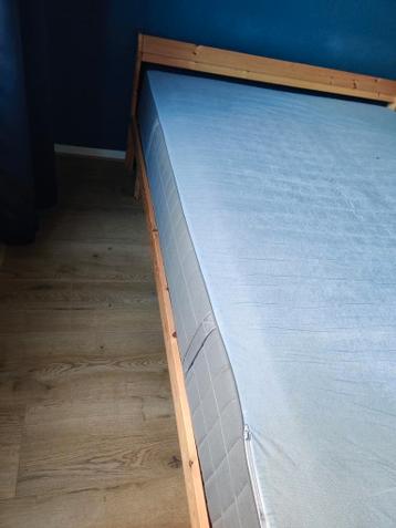Matras gratis bedframe tien euro - afbeelding 4