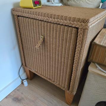 lloyd loom nachtkastje kastje rotan webbing vintage beschikbaar voor biedingen