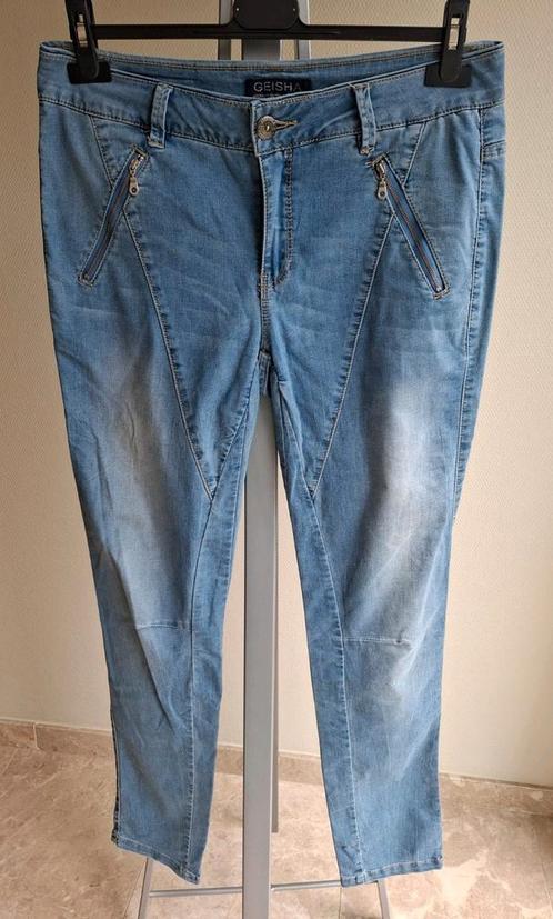 Geisha Spijkerbroek licht blauw Maat L stretch, met ritjes, Kleding | Dames, Spijkerbroeken en Jeans, Zo goed als nieuw, W33 - W36 (confectie 42/44)