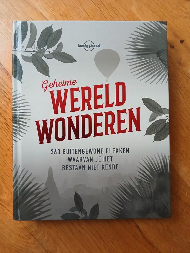 Geheime wereldwonderen - Lonely Planet - 9789021568010, Boeken, Reisgidsen, Zo goed als nieuw, Reisgids of -boek, Lonely Planet