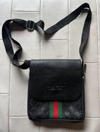 Schoudertasje /buiktasje Gucci, Sieraden, Tassen en Uiterlijk, Tassen | Schoudertassen, Ophalen of Verzenden, Zo goed als nieuw