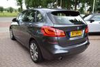 BMW 2-serie Active Tourer 218i Executive AUTOM/CRUISE/NAVI/A, 136 pk, Gebruikt, Alcantara, Origineel Nederlands