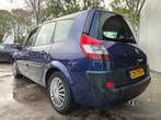 Renault Grand Scénic 1.6-16V Authentique 7 PERSOONS, Auto's, Renault, Voorwielaandrijving, Stof, Zwart, 4 cilinders
