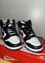 Nike Dunk High Panda - Maat 36.5, Kleding | Dames, Schoenen, Ophalen of Verzenden, Zo goed als nieuw, Zwart, Sneakers of Gympen