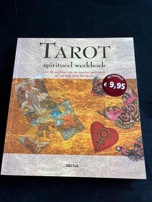 Tarot spiritueel werkboek – leer werken met tarot, Boeken, Esoterie en Spiritualiteit, Zo goed als nieuw, Instructieboek, Tarot of Kaarten leggen