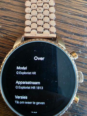 Fossil Q Explorist HR smartwatch beschikbaar voor biedingen