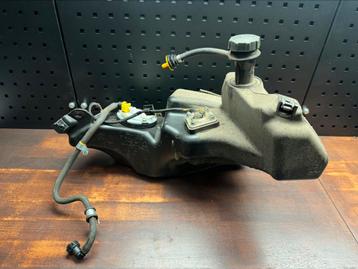 Vespa sprint iGet Euro 5 brandstof tank Compleet!  beschikbaar voor biedingen