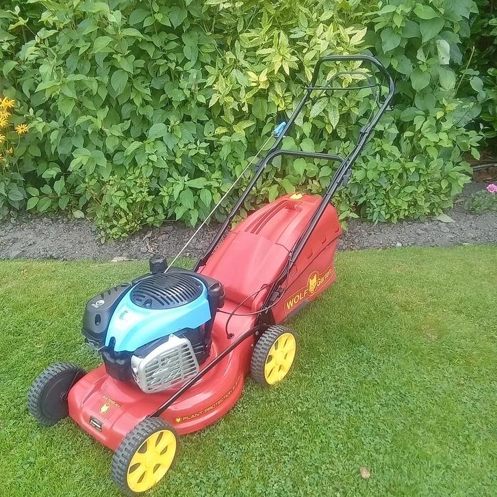 WOLF GARTEN GRASMAAIER  ZELFRIJDEND BENZINE MAAIER, Tuin en Terras, Grasmaaiers, Gebruikt, Benzine-grasmaaier, Cirkelmaaier, Opvangzak