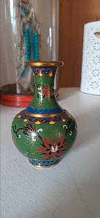 Klein Chinees cloissoné vaasje, Antiek en Kunst, Antiek | Porselein, Ophalen of Verzenden