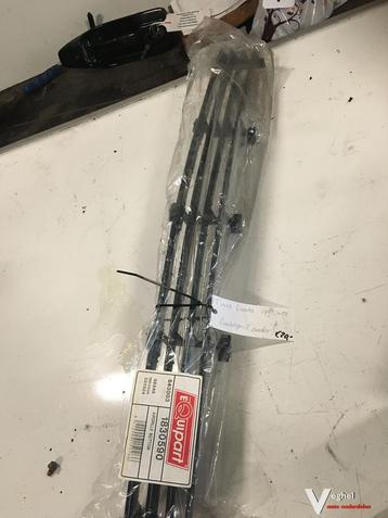 Ford Fiesta 1996/ 2001 Grille Onder beschikbaar voor biedingen