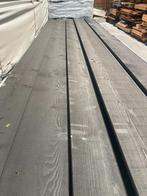 Zwarte potdekselplanken–zweeds rabat–schutting–gevelbekledin