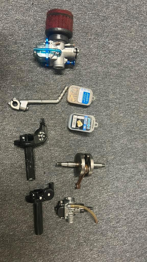 Schakelbrommer onderdelen am6 derbi, Fietsen en Brommers, Brommeronderdelen | Algemeen, Zo goed als nieuw, Carburateur, Ophalen of Verzenden