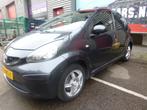 Toyota Aygo 1.0, AIRCO etc., 5deurs, 146.251 km NAP! ZUINIG!, Auto's, Voorwielaandrijving, Stof, Metallic lak, 4 stoelen