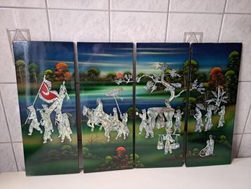 Kunststoffen 4-luik met afbeelding van Vietnam. beschikbaar voor biedingen