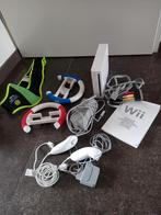 Nintendo wii zoals op de foto, Spelcomputers en Games, Spelcomputers | Nintendo Wii, Met 2 controllers, Gebruikt, Ophalen of Verzenden