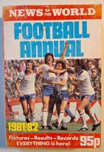 2 Voetbaljaarboekjes Engeland 1981/1982 en 1982/1983, Boek of Tijdschrift, Gebruikt, Ophalen of Verzenden