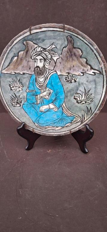 Qatjar Rondeel, 18e Eeuw beschikbaar voor biedingen