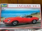 Revell Jaguar XK-E. 1/25 scale. Painted RED, Hobby en Vrije tijd, Modelbouw | Auto's en Voertuigen, Revell, Ophalen of Verzenden