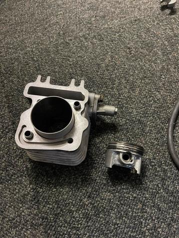 Piaggio 80cc malossi cilinder nieuw beschikbaar voor biedingen