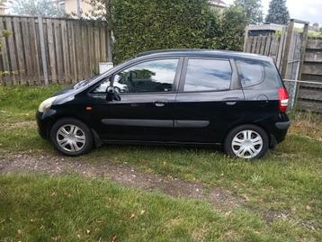 Honda Jazz 1.4 I 2002 Zwart beschikbaar voor biedingen