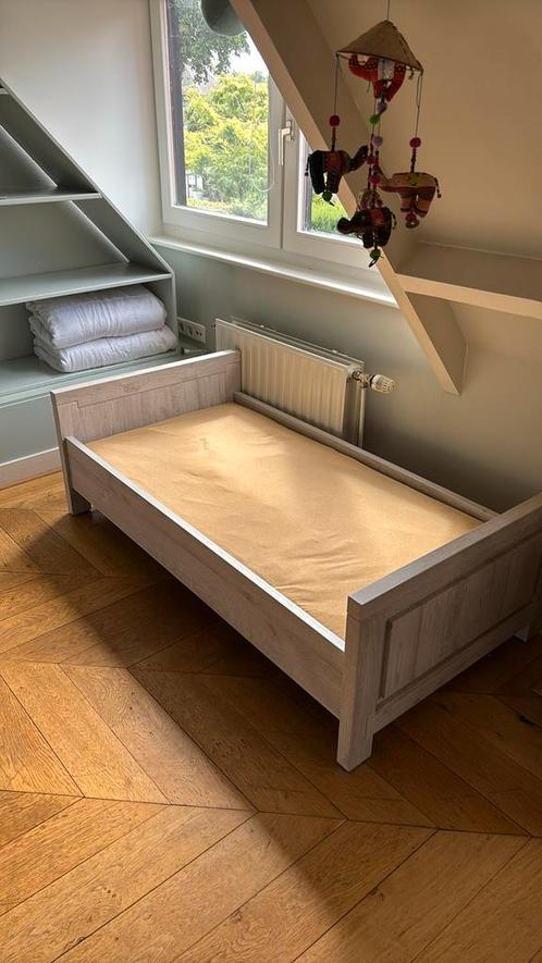 Kinderen bedden 70x140cm met premium biologische matras, Huis en Inrichting, Slaapkamer | Bedden, Zo goed als nieuw, Eenpersoons