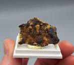 Wulfeniet - Plaka Mines, Lavrion, Griekenland, Verzamelen, Ophalen of Verzenden, Mineraal