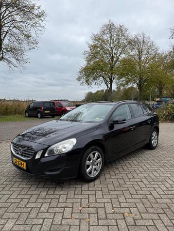 Volvo V60 Drive Start/stop 115pk 2013 Zwart beschikbaar voor biedingen