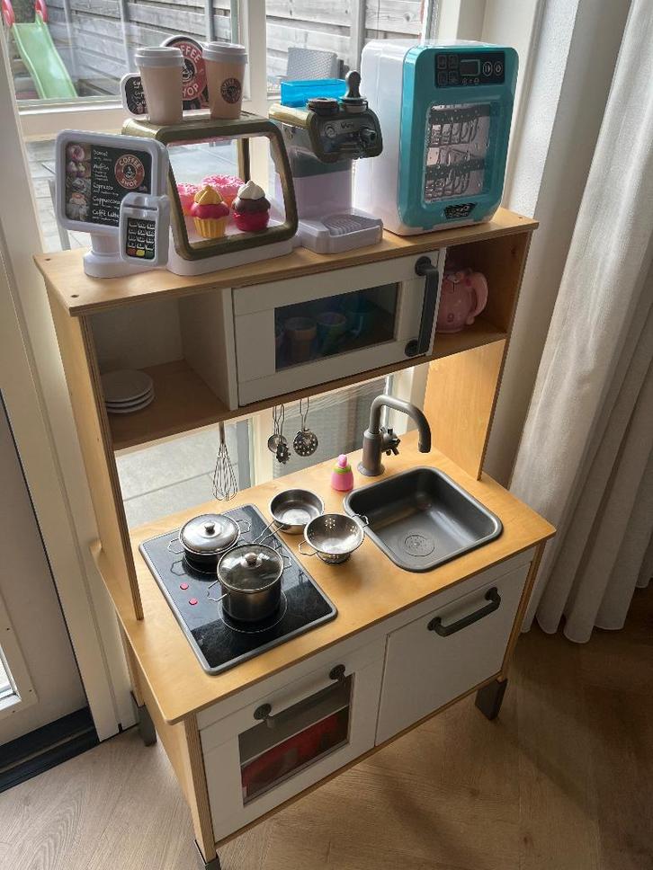 IKEA speelkeuken met toebehoren, Kinderen en Baby's, Speelgoed | Speelkeukens, Zo goed als nieuw, Ophalen