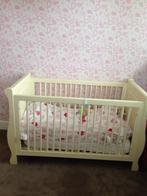 Babykamer ledikant commode en plankje, Ophalen of Verzenden, Gebruikt, Jongetje of Meisje