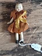 Oude popjes 9 cm.lang, Verzamelen, Poppenhuizen en Toebehoren, Ophalen of Verzenden, Zo goed als nieuw, Poppenhuis