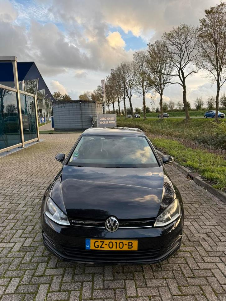 Volkswagen Golf 1.0 TSI 85KW 5D 2015 Zwart, Auto's, Volkswagen, Bedrijf, Benzine, A, Hatchback, Handgeschakeld, Origineel Nederlands