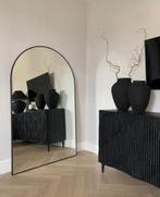 Zwarte boogspiegel, Huis en Inrichting, Ophalen of Verzenden, Nieuw, Rechthoekig, 150 tot 200 cm